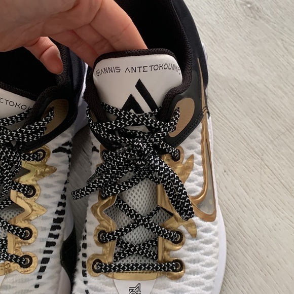Nike Giannis immortality 2‎ - championship color size 12 - Picture 3 of 11